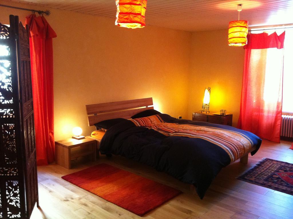 Chambres D'Hotes Chez Epicure Ballaigues Camera foto